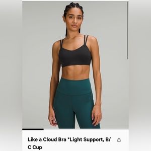 Lululemon like a cloud sports bra